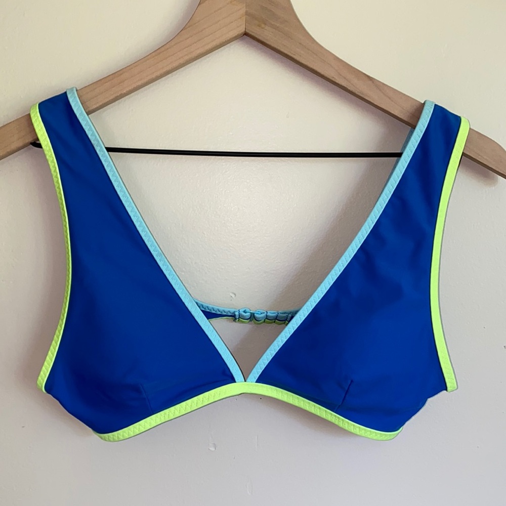 Aerie Scoop V Neck Bikini Top